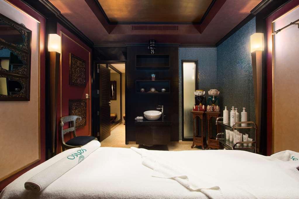 Radisson Blu Hotel. Media Hotel *