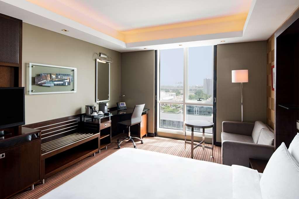 Radisson Blu Hotel. Media *
